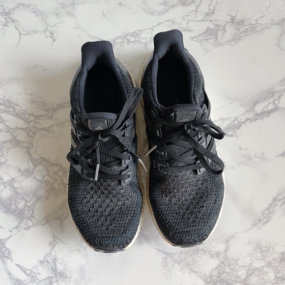 Adidas Women Black Ultraboost Size 6.5 - Picture 3 of 11